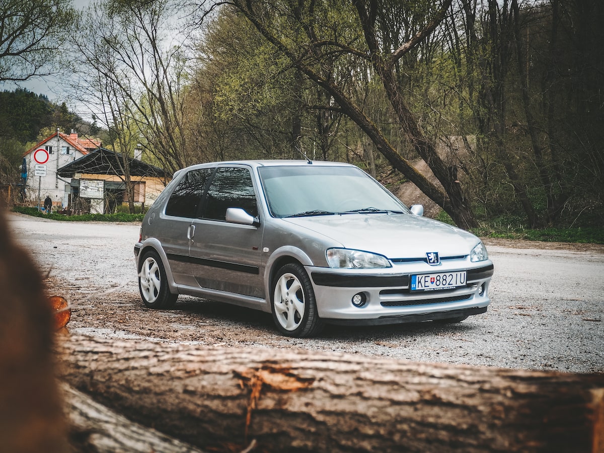 peugeot-106-gti-33-min.jpg