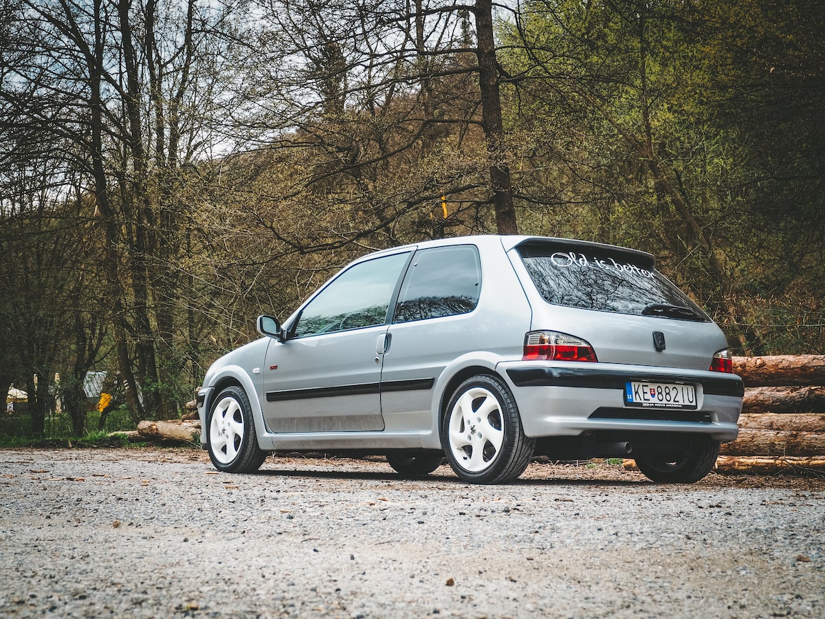peugeot-106-gti-7-min.jpg