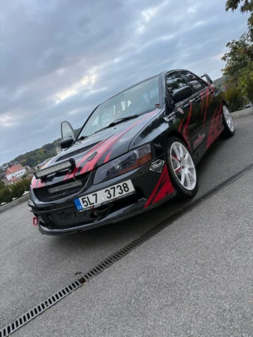 Mitsubishi Lancer Evo IX MR