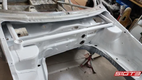 Volkswagen Golf Mk2 CL Racing Shell – Roll Cage – projekt na jazdu do vrchu / okruh