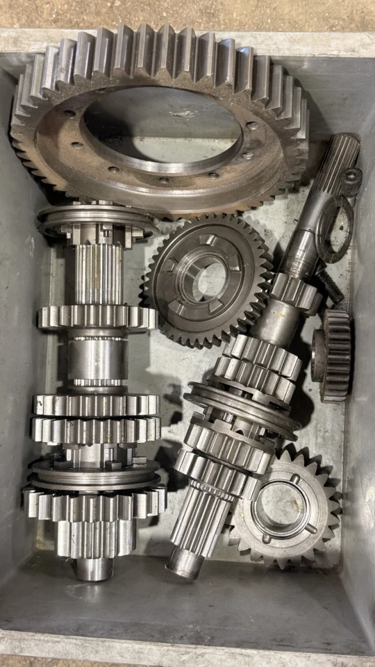 BECKERT HEWLAND FORD MTX75 FWD